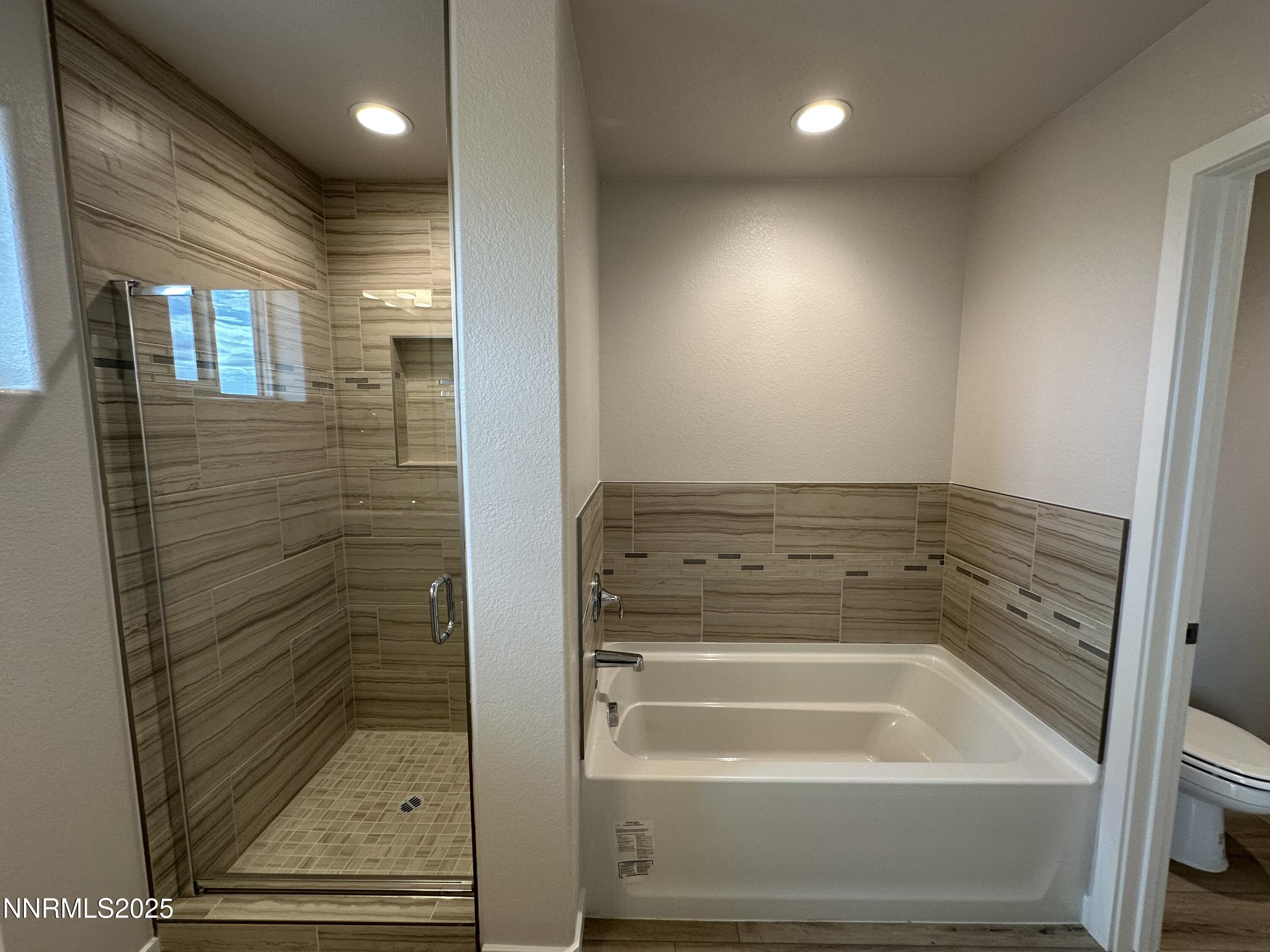 1180 Arrastra Road Reno, NV 89512 - Photo 26 of 48 a view of walk in closet