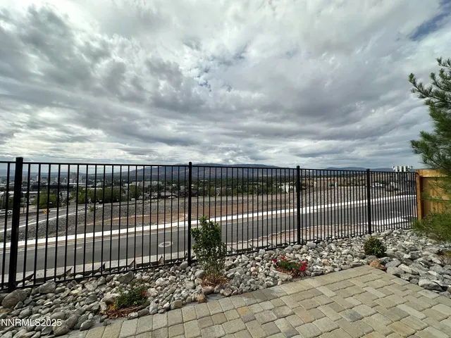$3,225 | 1180 Arrastra Road, Reno, NV 89512