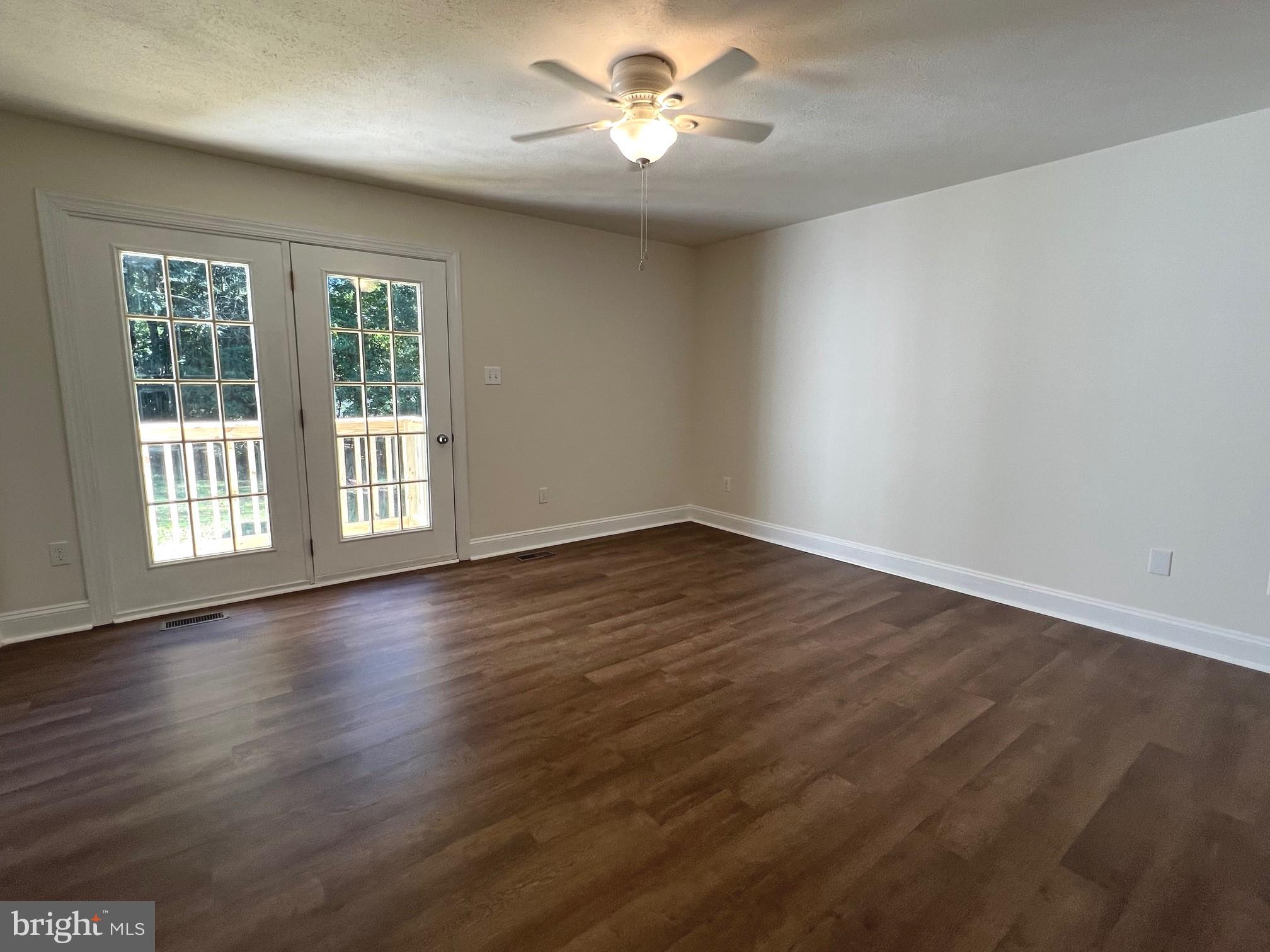 12946 Mohawk Drive Lusby, MD 20657 - Photo 13 of 44