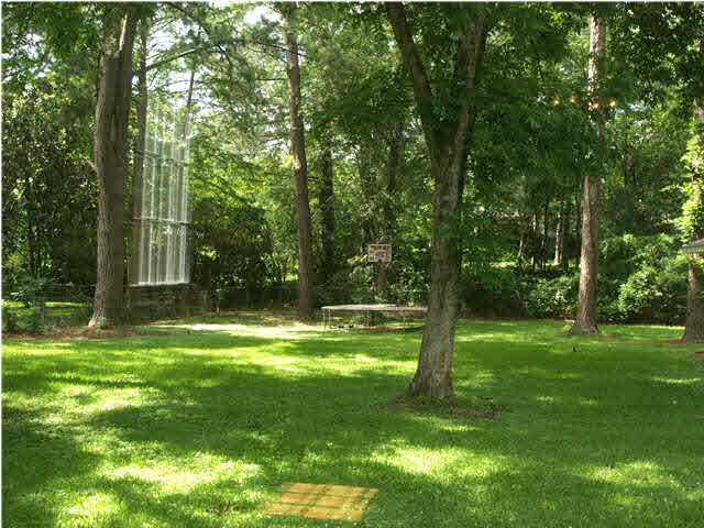 808 Dunton Road Clinton, MS 39056 - Photo 13 of 14 Large backyard.