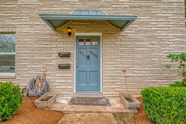 $1,650 | 4509 Larch Lane, Bellaire, TX 77401