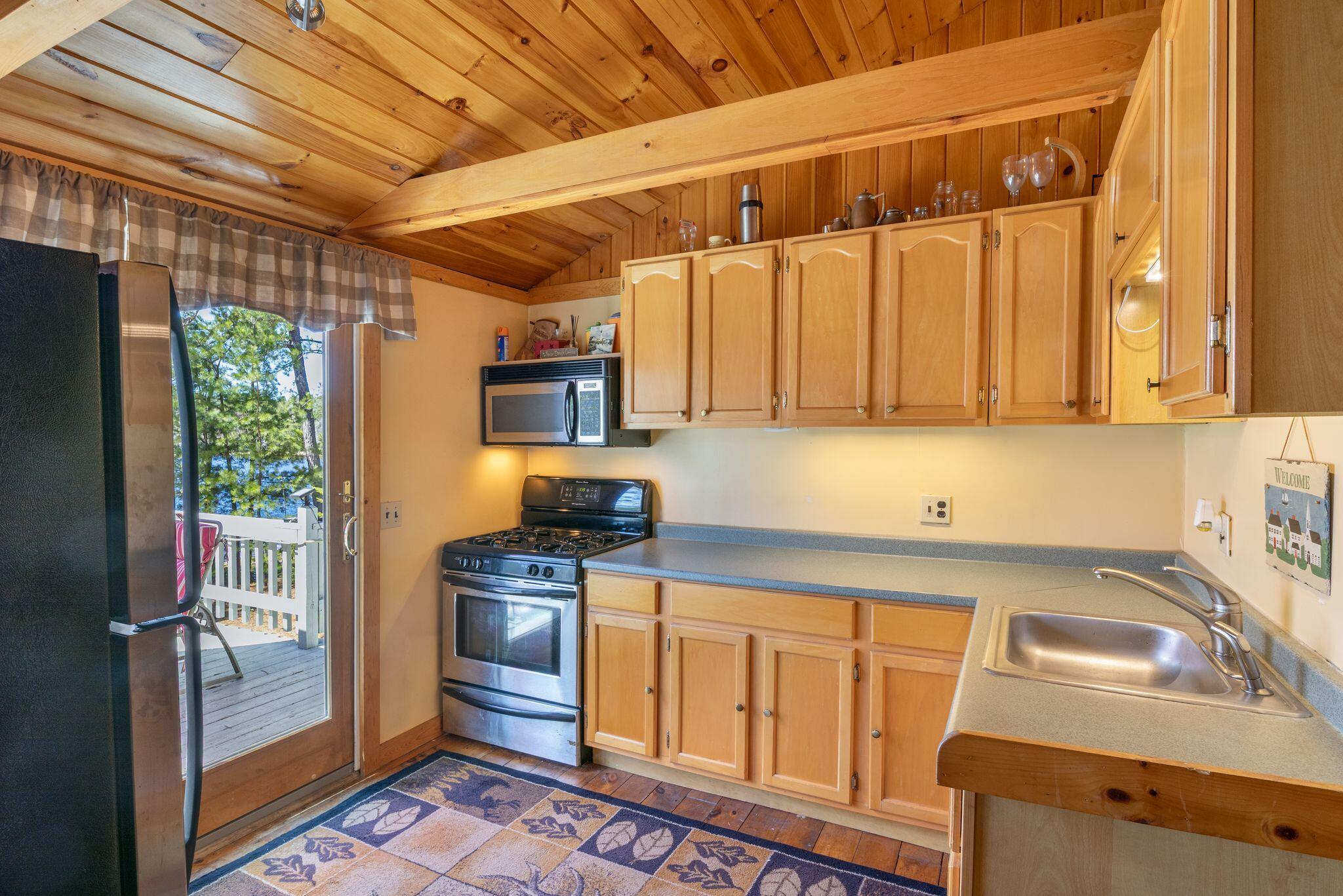 14 Bernier Lane Waterboro, ME 04087 - Photo 6 of 46 14_Bernier_Ln_013