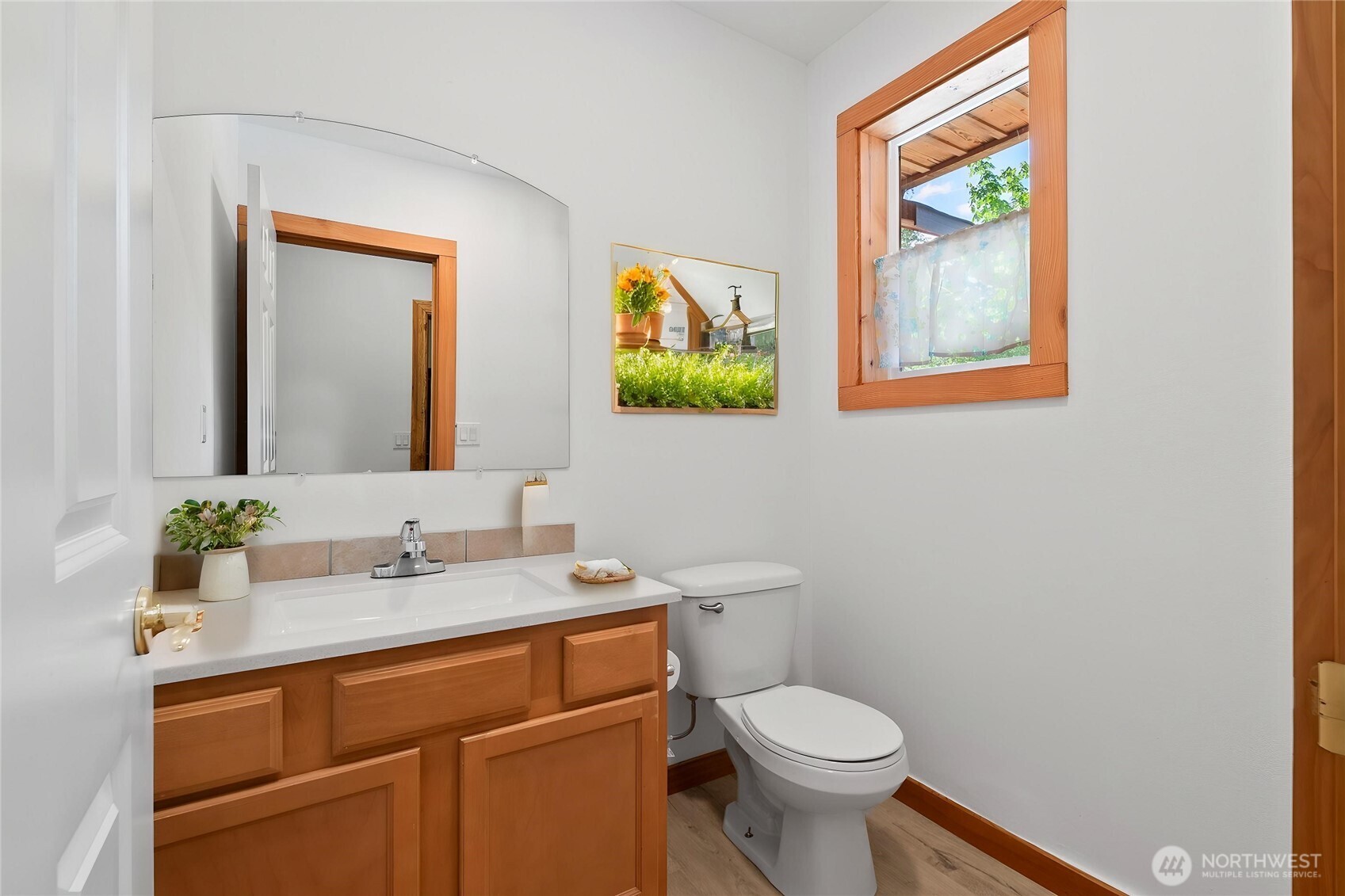 2018 Maple Valley Road Southwest Olympia, WA 98512 - Photo 11 of 40 Gallery Image 11