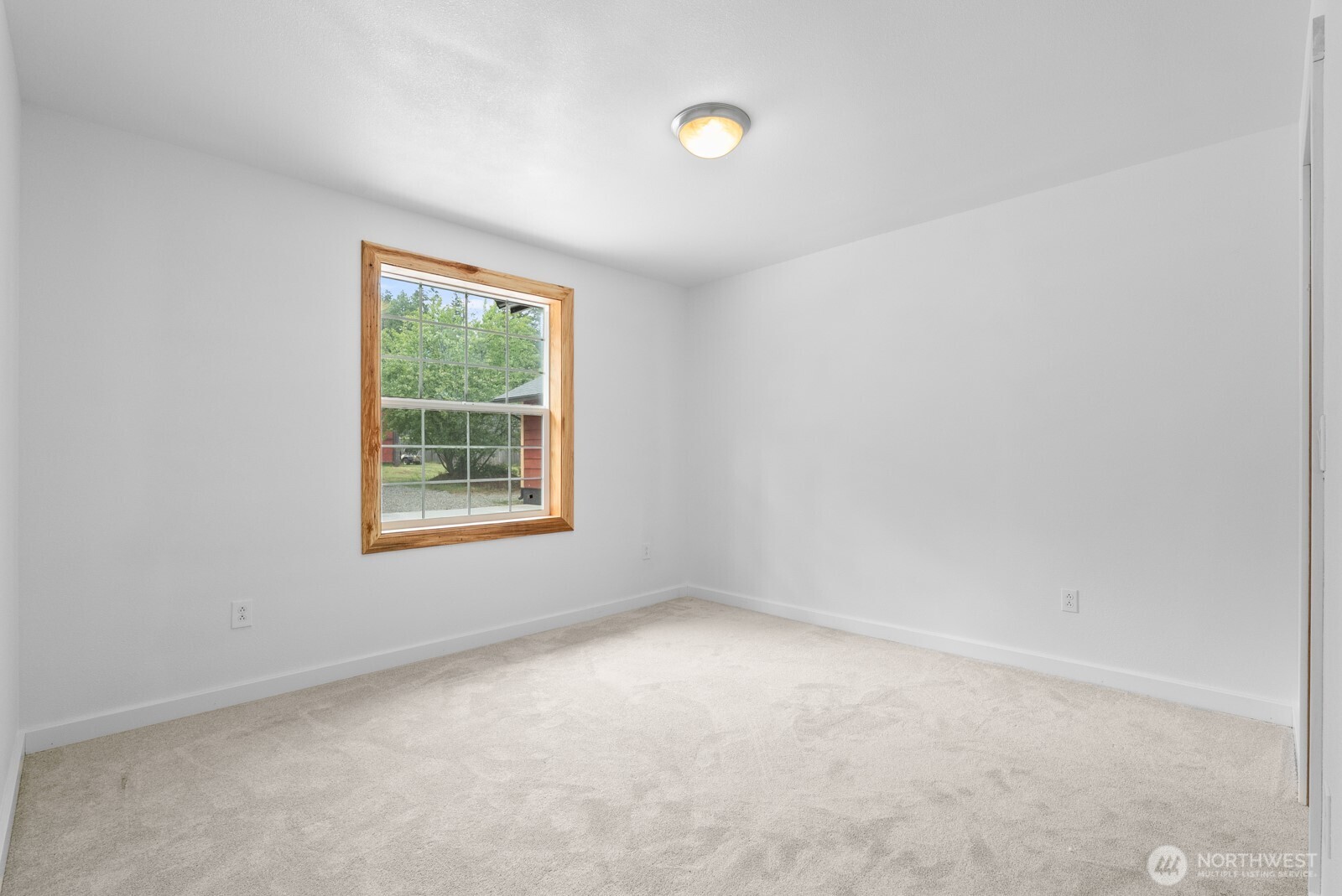 2018 Maple Valley Road Southwest Olympia, WA 98512 - Photo 16 of 40 Gallery Image 16