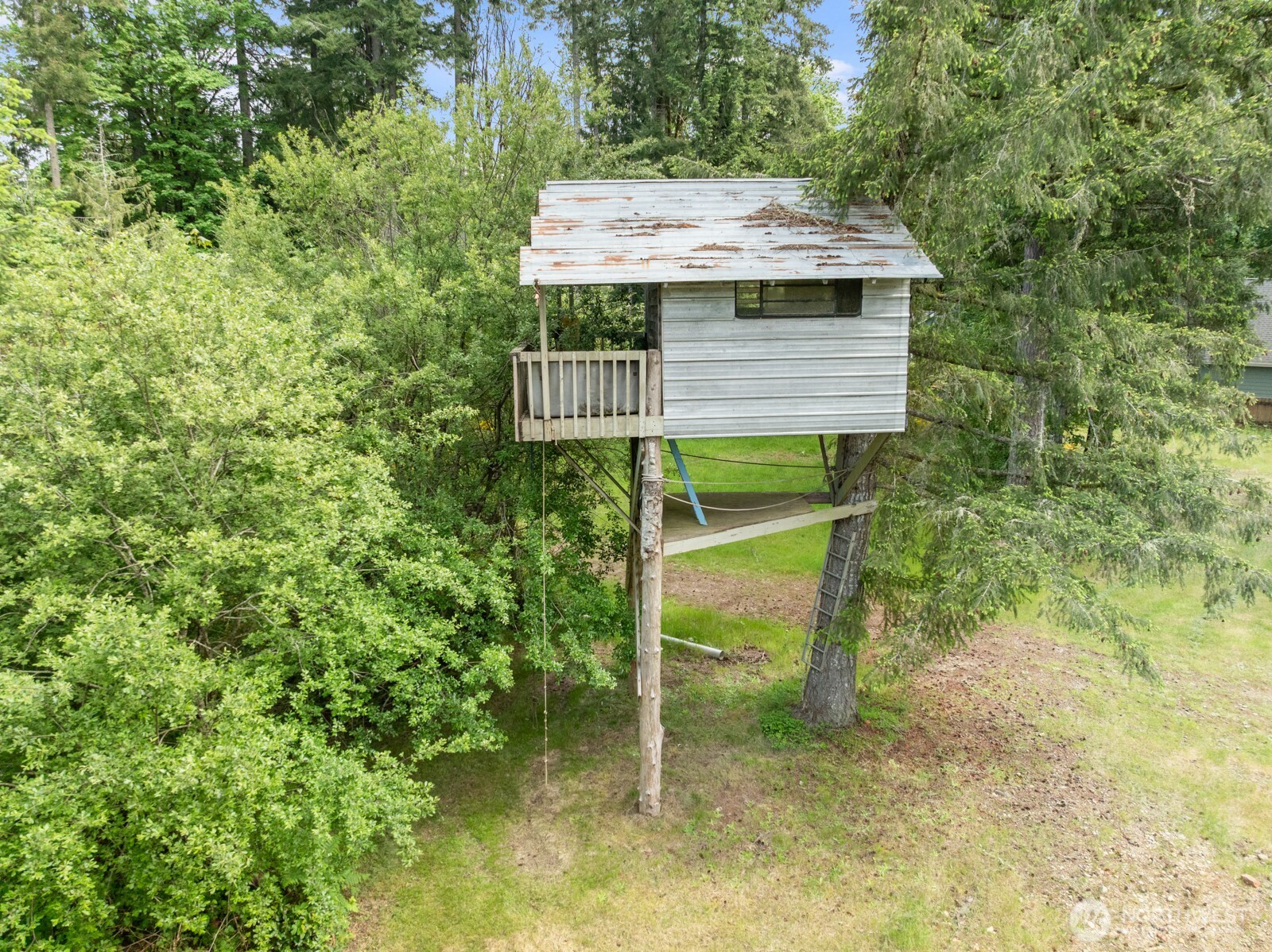 2018 Maple Valley Road Southwest Olympia, WA 98512 - Photo 34 of 40 Gallery Image 34