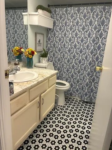 $2,200 | 50 Williamsburg Drive, Unit 50, Springfield, MA 01108