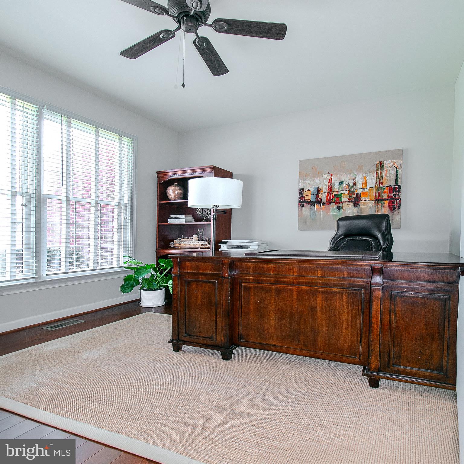 4700 Autumn Glory Way Chantilly, VA 20151 - Photo 11 of 49 MAIN LEVEL OFFICE