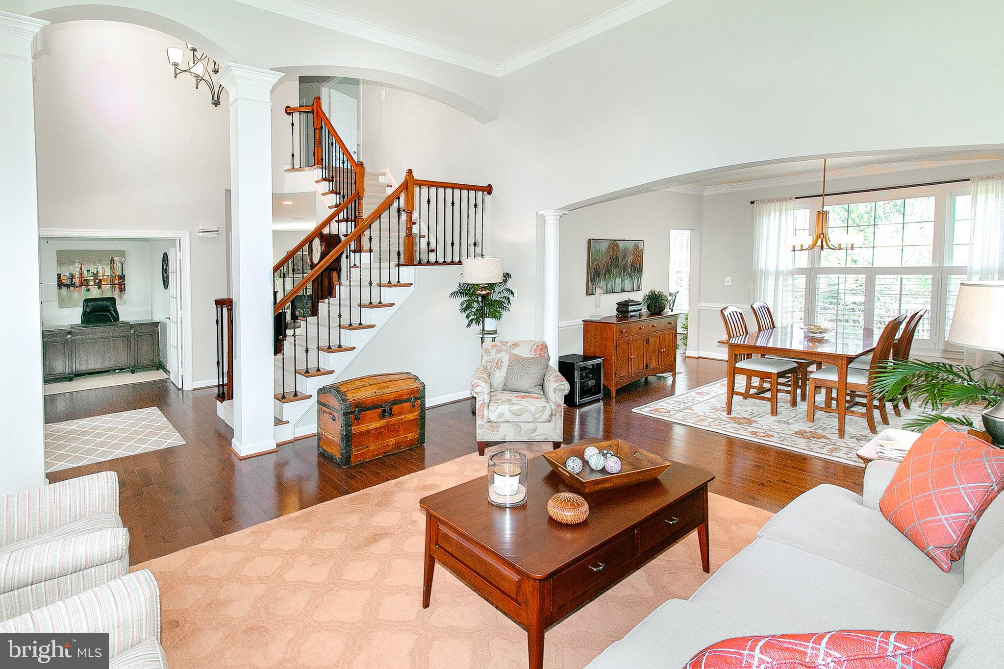 4700 Autumn Glory Way Chantilly, VA 20151 - Photo 5 of 49 SUN-FILLED LIVING ROOM