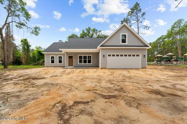 $465,000 | 439 East Philadelphia Avenue, Pinebluff, NC 28373