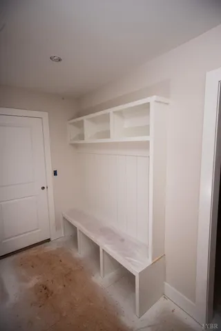 a view of an empty walk in closet