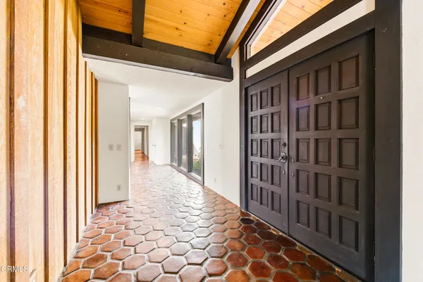 a view of an entryway