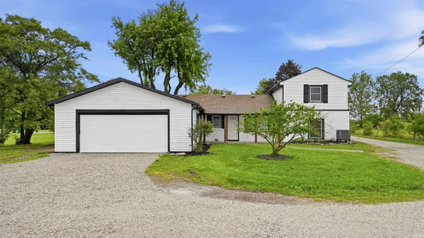 $279,900 | 12021 East Jackson Street, Parker City, IN 47368
