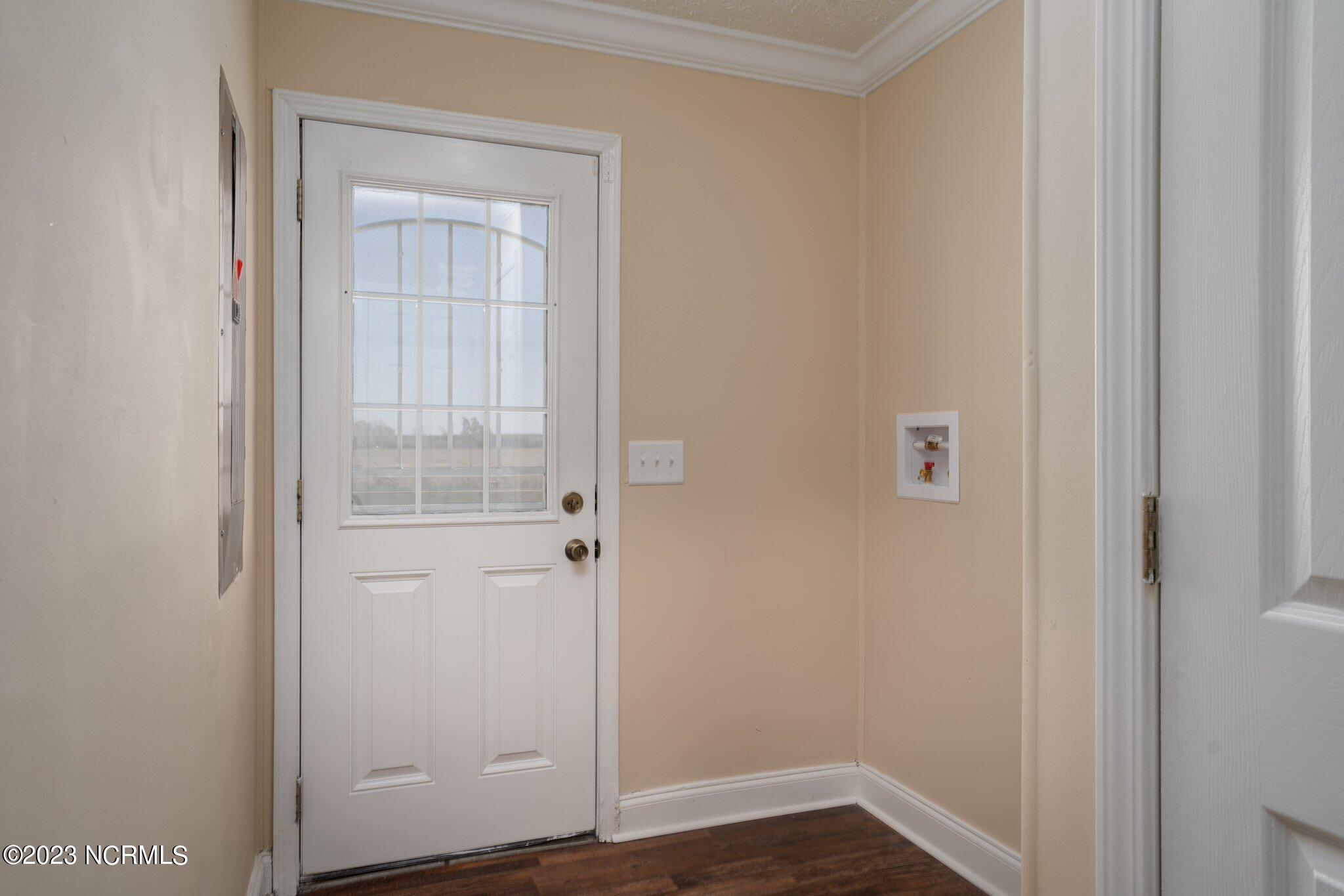 11299 Old 125 Road Scotland Neck, NC 27874 - Photo 11 of 34 012-11299Old125Road-ScotlandNeck-NC-2787