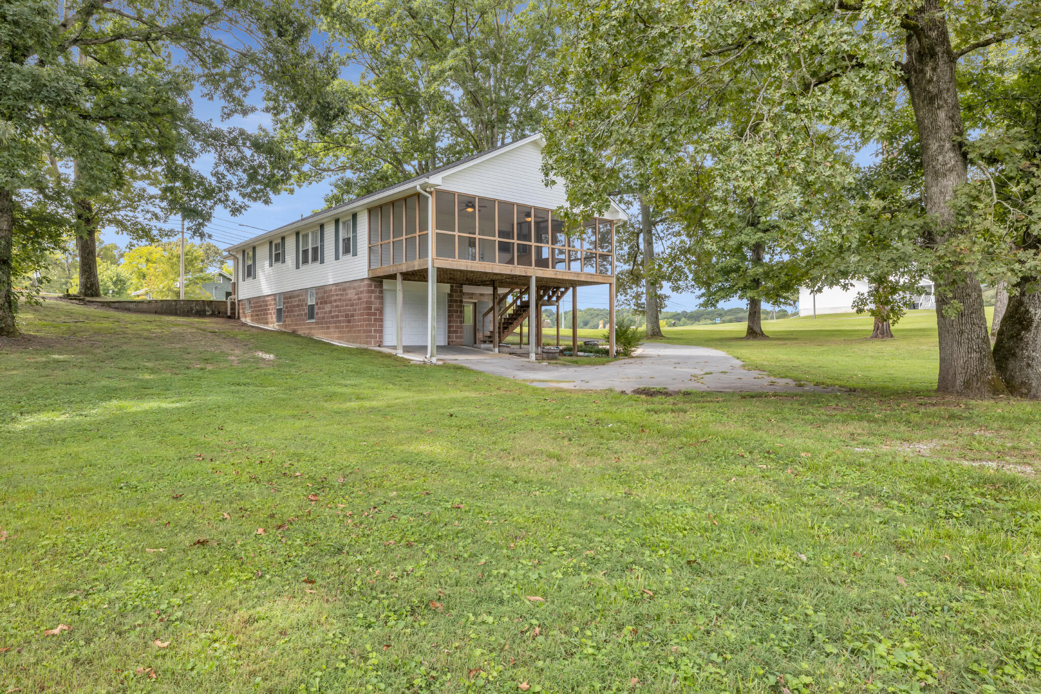 8752 Daisy Dallas Road Hixson, TN 37343 - Photo 12 of 27 4T1A0327