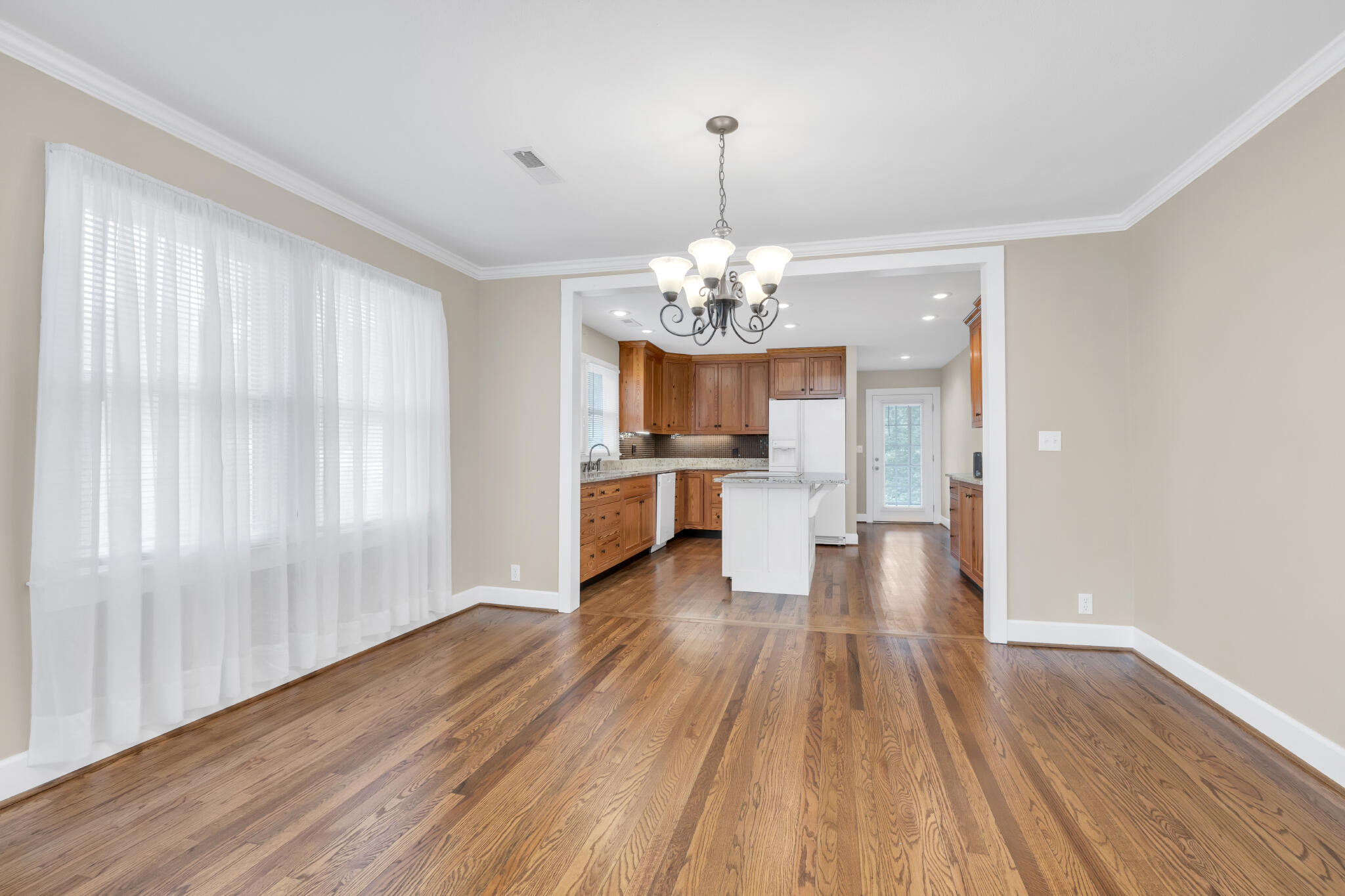 8752 Daisy Dallas Road Hixson, TN 37343 - Photo 17 of 27 4T1A0350