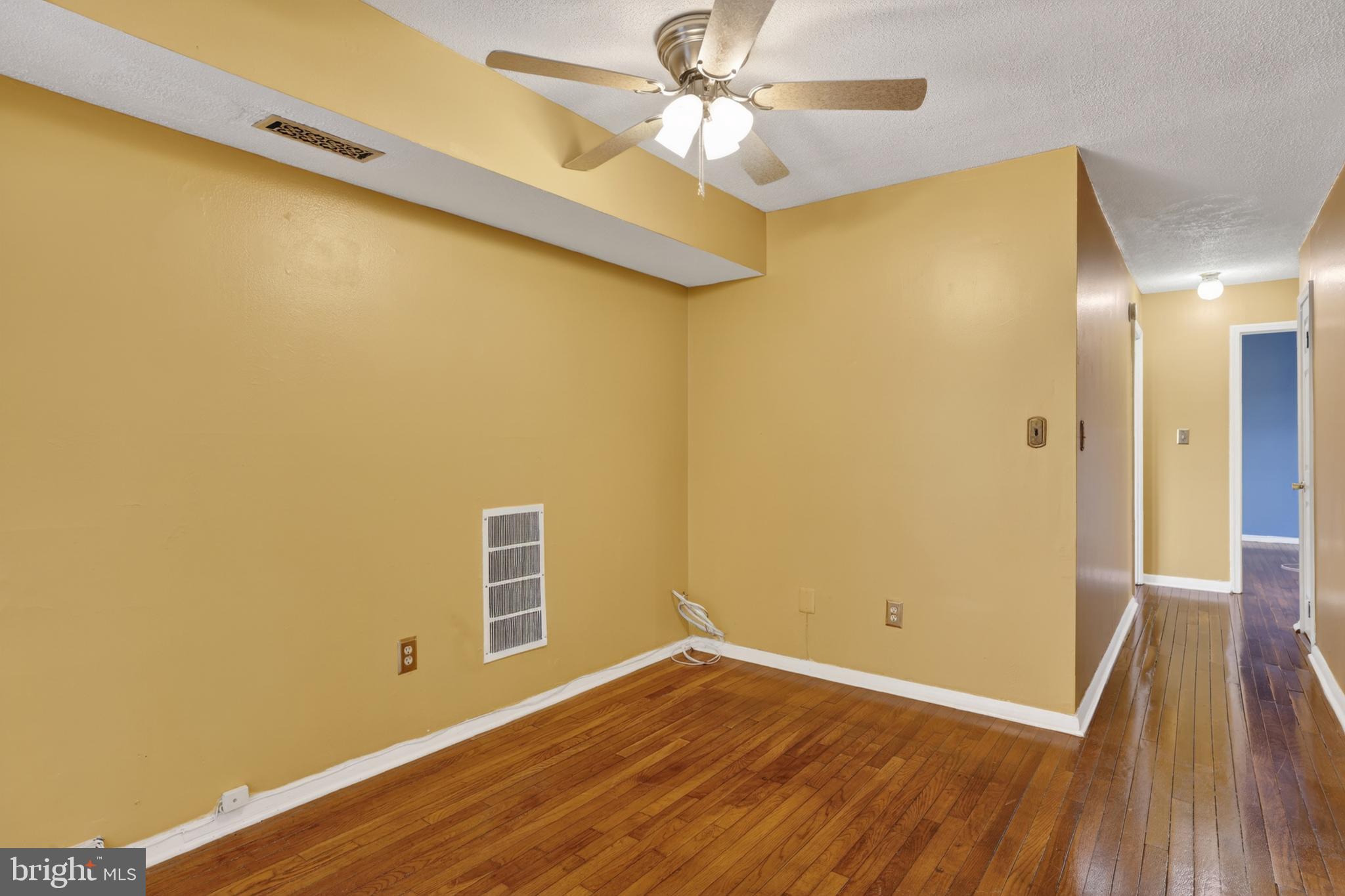 7527 Riverdale Road, Unit 1827 Hyattsville, MD 20784 - Photo 6 of 28