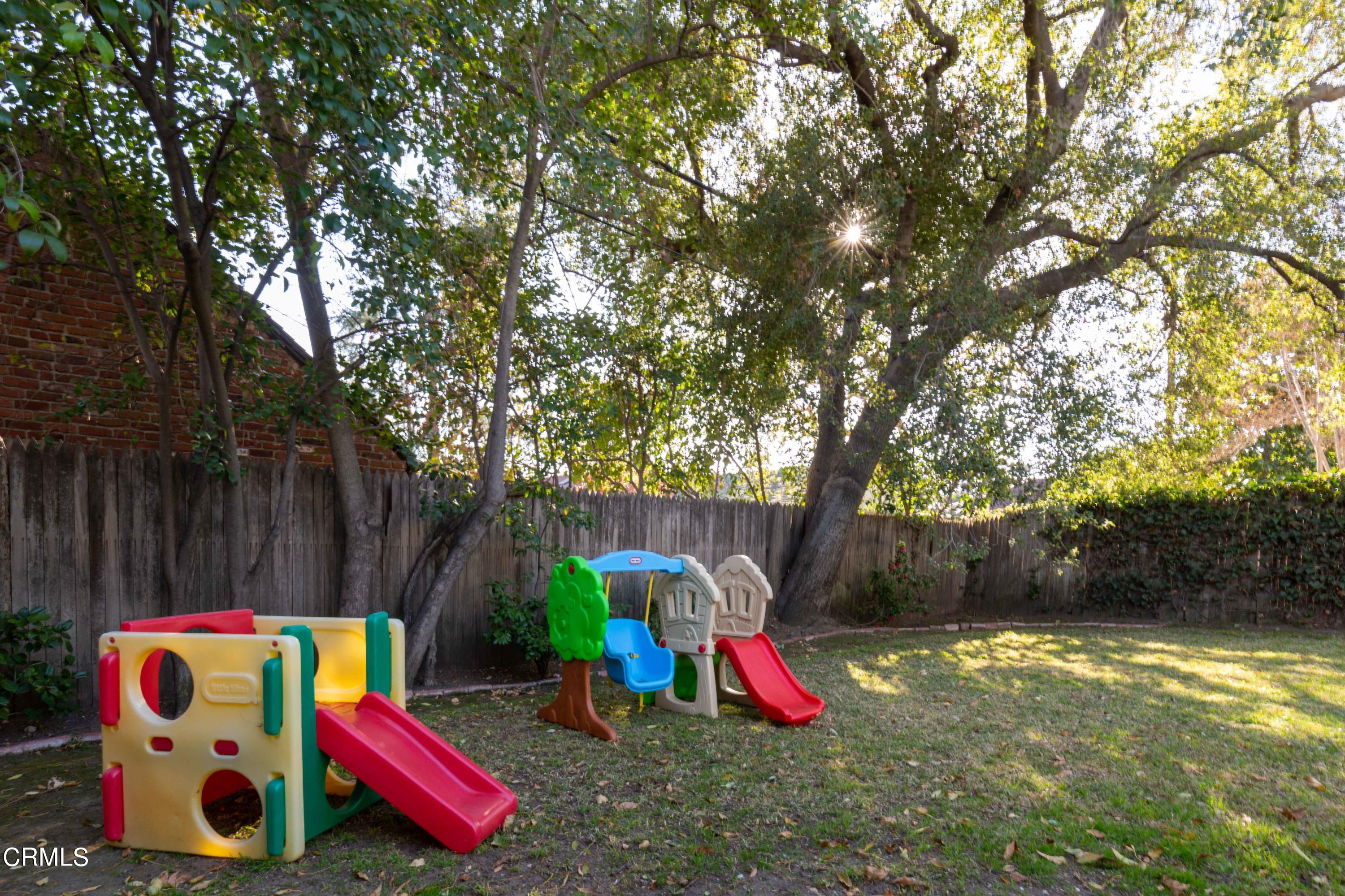 1916 Galbreth Road Pasadena, CA 91104 - Photo 27 of 28 1916 Galbreth Rd - Pierre Galant-26