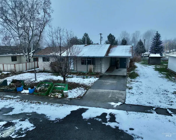 $239,000 | 417 Maple Street, Nezperce, ID 83543