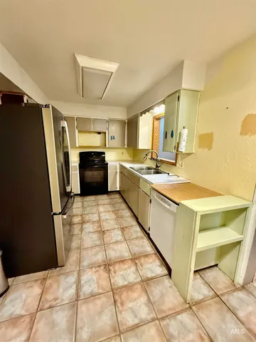 $239,000 | 417 Maple Street, Nezperce, ID 83543