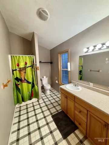 $239,000 | 417 Maple Street, Nezperce, ID 83543