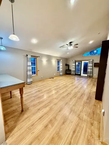 $239,000 | 417 Maple Street, Nezperce, ID 83543