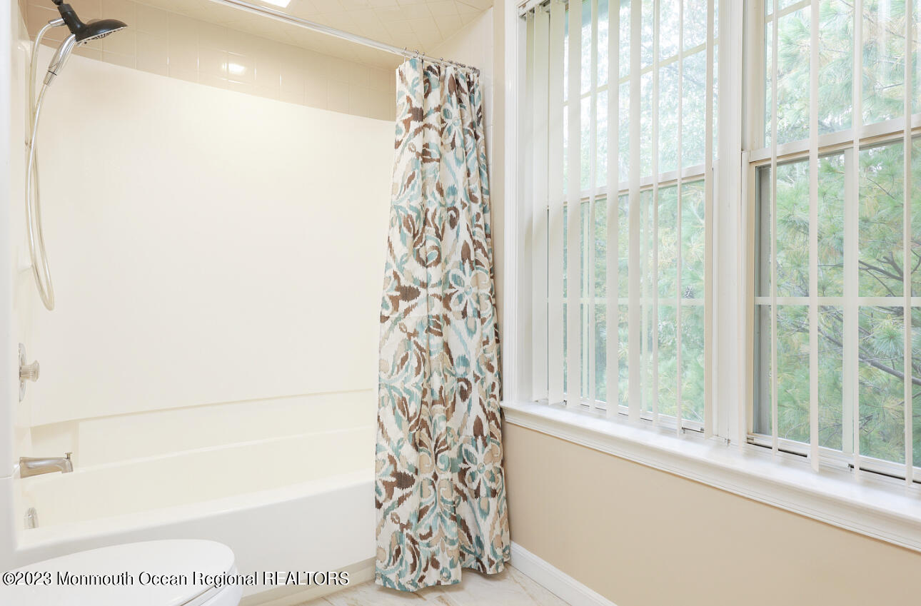309 Raintree Court, Unit 309 Helmetta, NJ 08828 - Photo 19 of 22 Master Bath