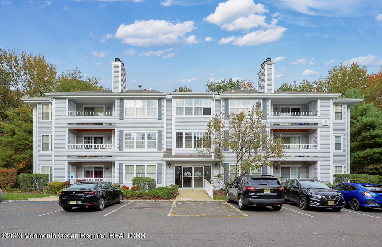 309 Raintree Court, Unit 309 Helmetta, NJ 08828 - Photo 3 of 22 Building 3