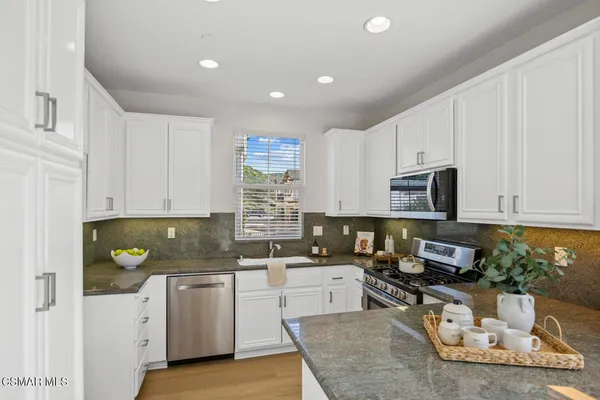 $835,000 | 88 Via Katrina, Newbury Park, CA 91320
