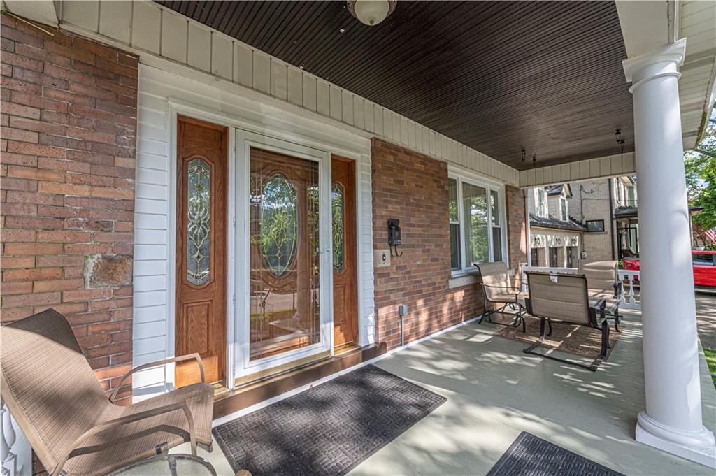1622 Villanova Road Pittsburgh, PA 15206 - Photo 2 of 19 Gallery Image 2