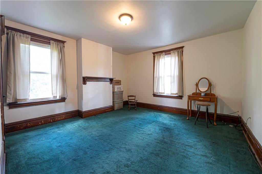 1622 Villanova Road Pittsburgh, PA 15206 - Photo 11 of 19 Gallery Image 11