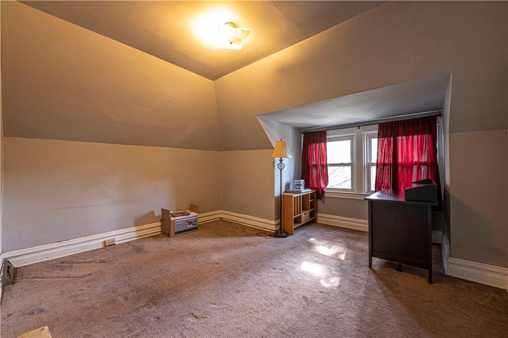 1622 Villanova Road Pittsburgh, PA 15206 - Photo 15 of 19 Gallery Image 15