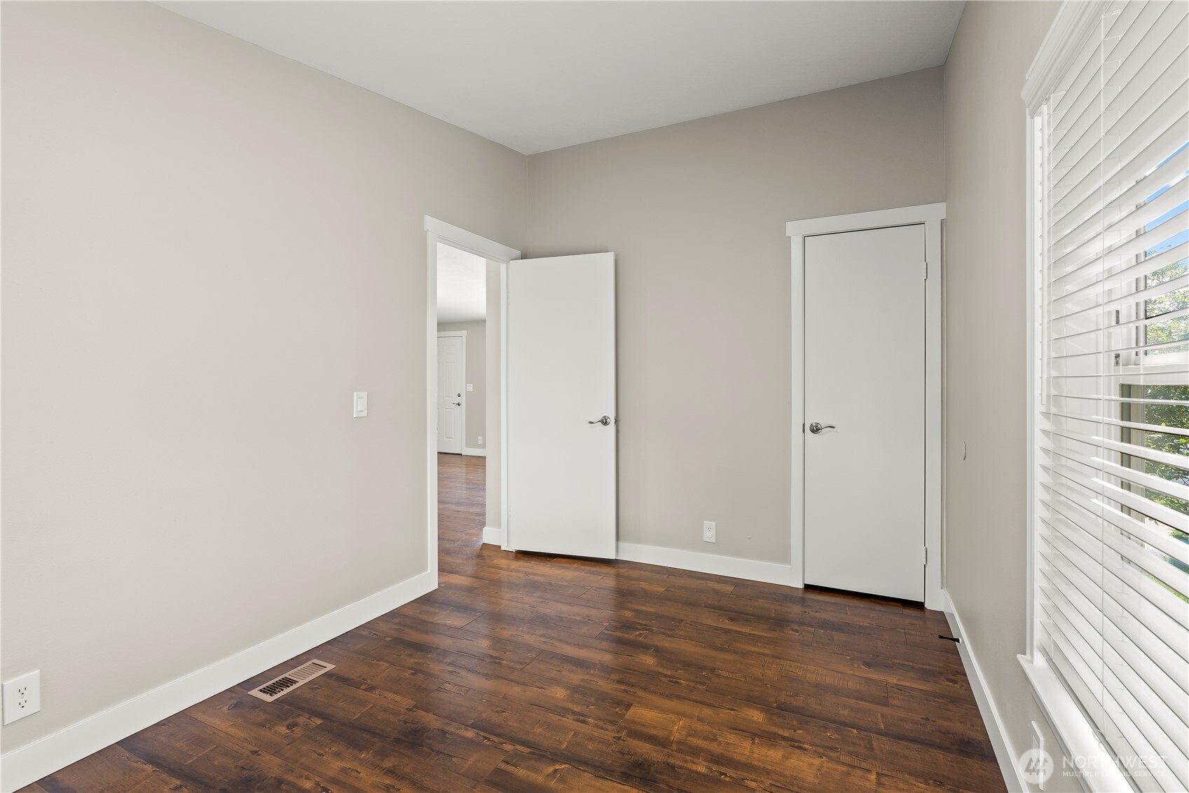 1112 Long Road, Unit 5 Centralia, WA 98531 - Photo 12 of 22