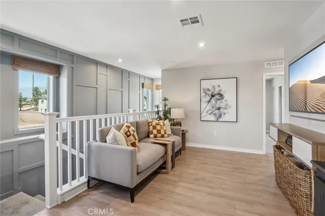 $734,466 | 6346 Moonfire Lane, Fontana, CA 92336