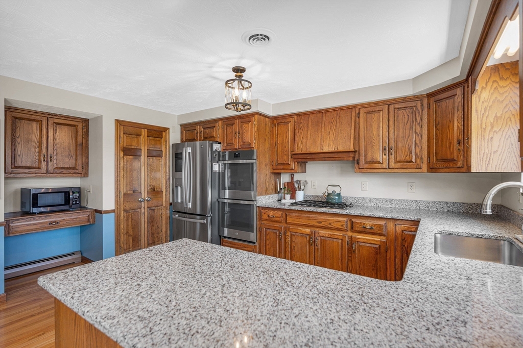 18 Argilla Road Methuen, MA 01844 - Photo 24 of 42