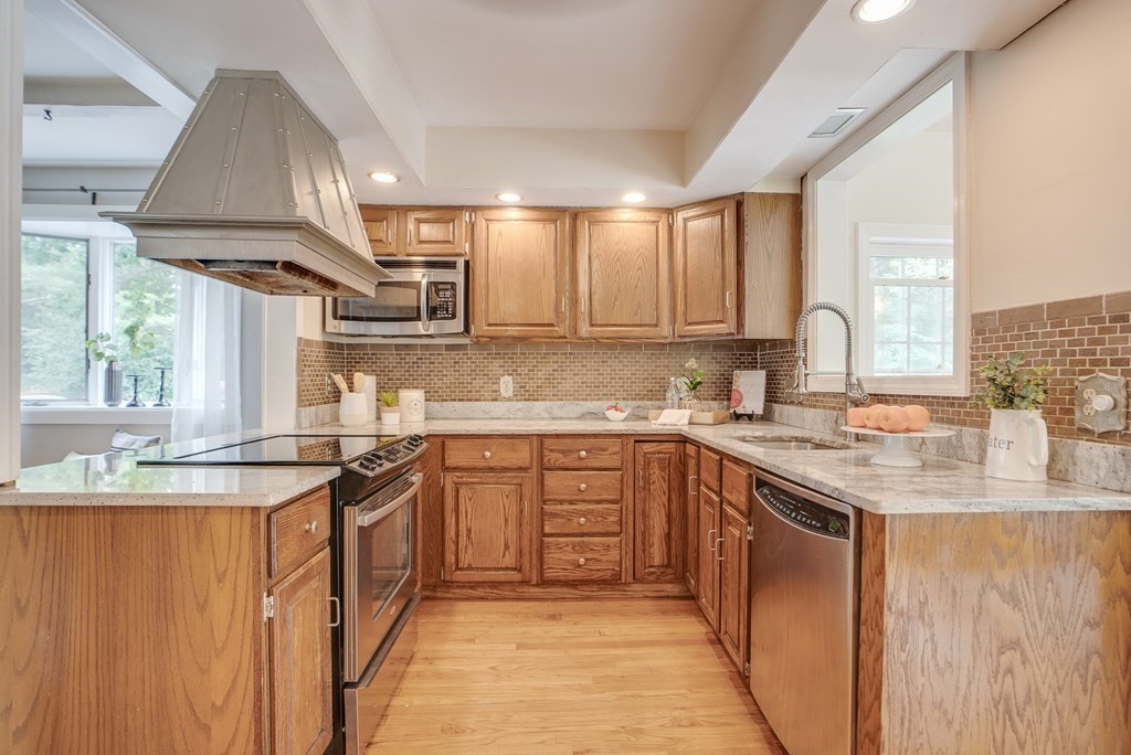 315 Nashua Road Billerica, MA 01821 - Photo 10 of 33 Gallery Image 10