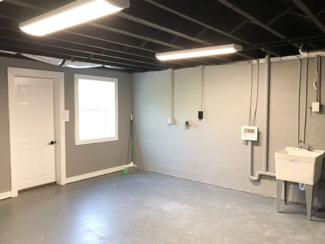 $1,600 | 208 Franklin Park, Winchester, TN 37398