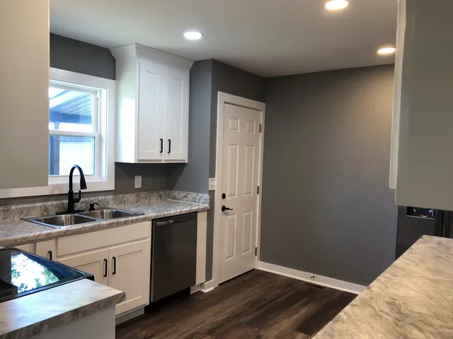 $1,600 | 208 Franklin Park, Winchester, TN 37398