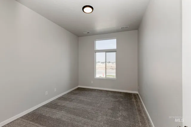 $489,990 | 1101 East Crab Spgs Street, Nampa, ID 83686