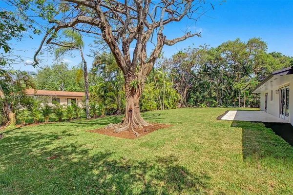 $1,285,000 | 17050 Southwest 83rd Avenue, Palmetto Bay, FL 33157