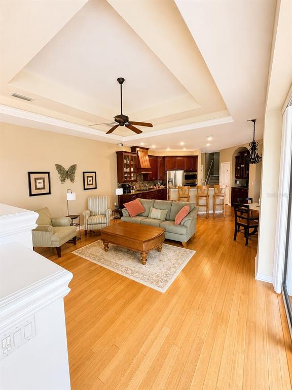 6828 Honeysuckle Trail Lakewood Ranch, FL 34202 - Photo 11 of 25