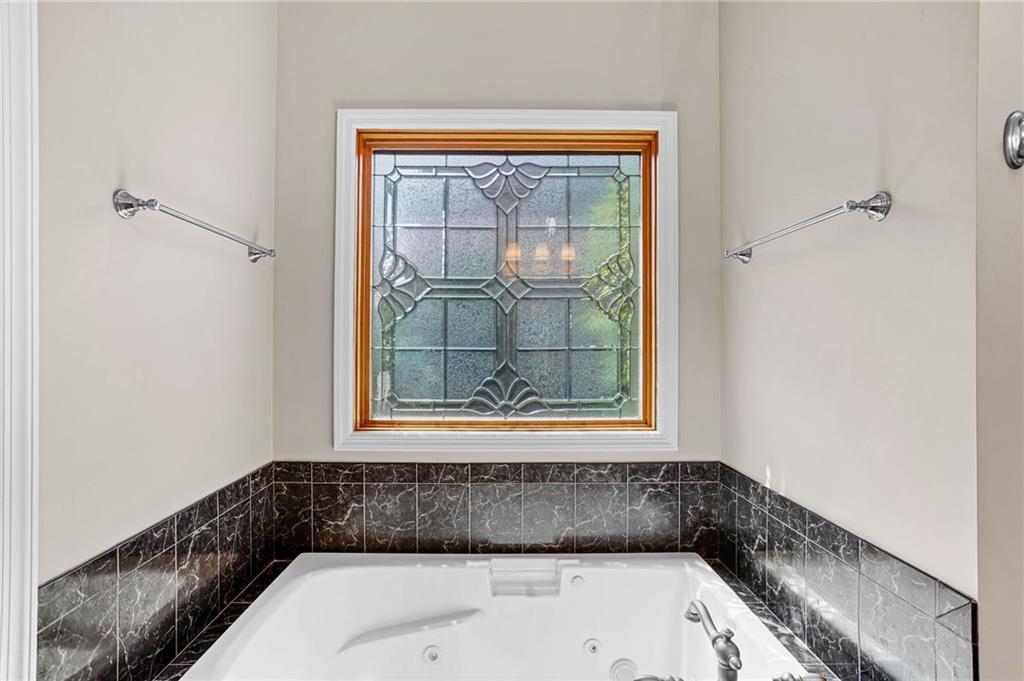 472 Spruce Lane Houston, PA 15342 - Photo 23 of 50