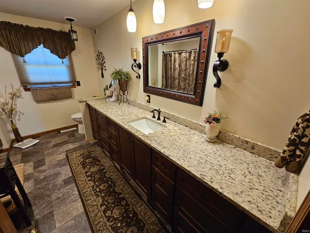 $335,000 | 501 Monticello Drive, Vincennes, IN 47591