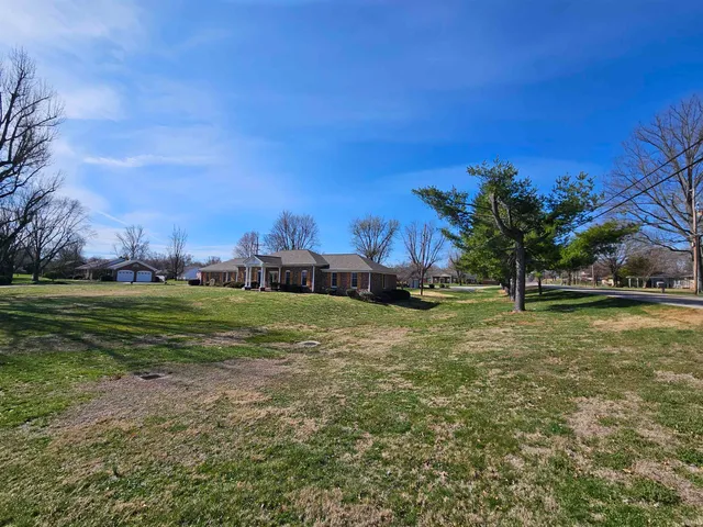 $335,000 | 501 Monticello Drive, Vincennes, IN 47591