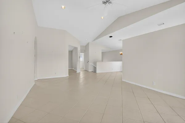 $325,000 | 7978 Laina Lane, Unit 3, Boynton Beach, FL 33437