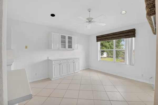 $325,000 | 7978 Laina Lane, Unit 3, Boynton Beach, FL 33437