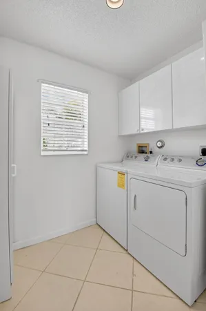 $325,000 | 7978 Laina Lane, Unit 3, Boynton Beach, FL 33437