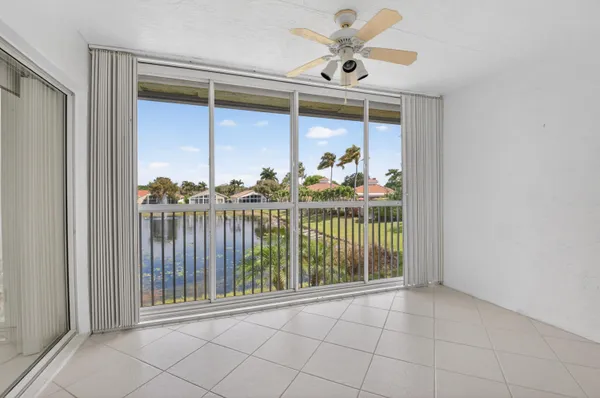 $325,000 | 7978 Laina Lane, Unit 3, Boynton Beach, FL 33437