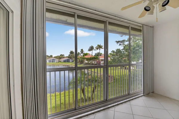 $325,000 | 7978 Laina Lane, Unit 3, Boynton Beach, FL 33437
