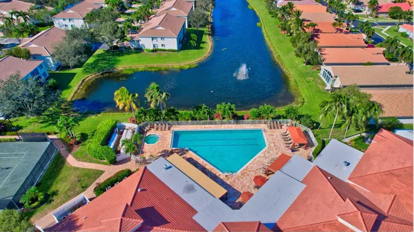 $325,000 | 7978 Laina Lane, Unit 3, Boynton Beach, FL 33437