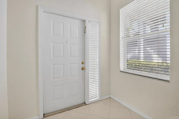 $325,000 | 7978 Laina Lane, Unit 3, Boynton Beach, FL 33437